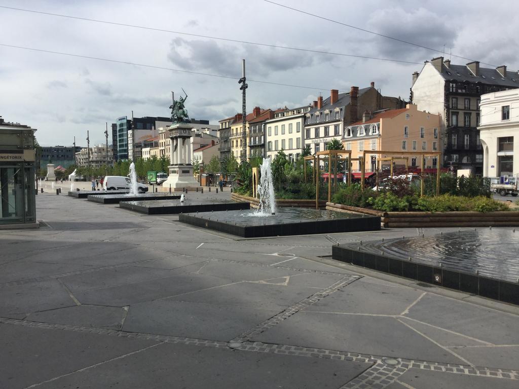 5&5 Rooftop Clermont-Ferrand Exterior photo